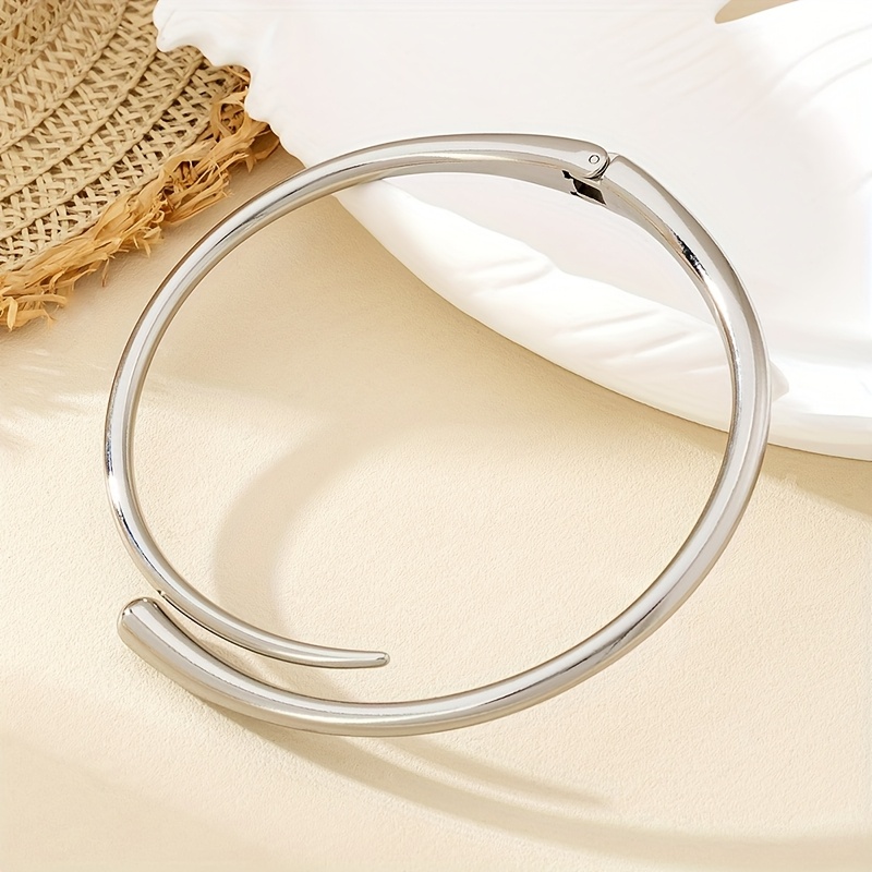 Women's Golden Tone Adjustable Ring Choker Necklace